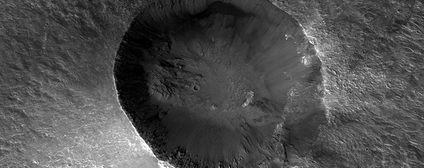Recens crater radiis cinctus in regione Chryse