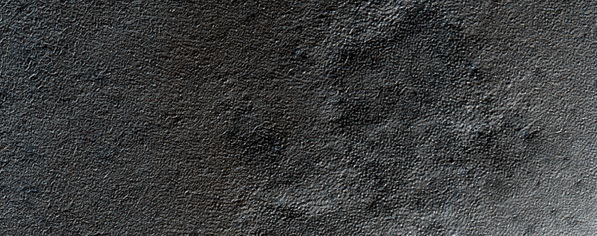 Metalla umectata possibilia in labro australi crateris Holmesiani