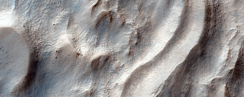 Possibilia deposita cretulae sulfatique aut zeolithi in cratere