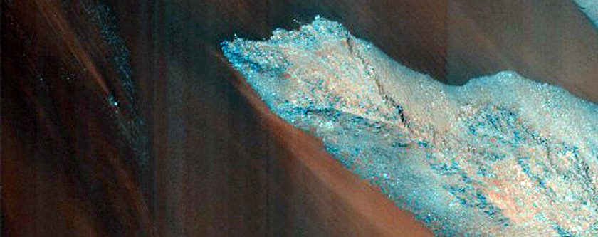 Steep Slope in Coprates Chasma