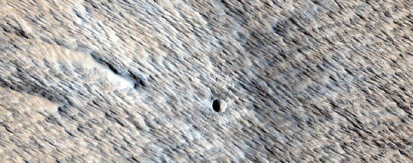 Wielki, stary krater uderzeniowy