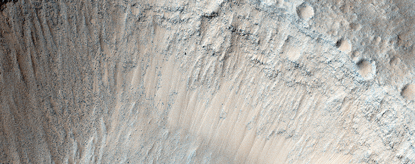 Beobachtung von Kraterabhngen auf dem Boden des Zentrums von Valles Marineris