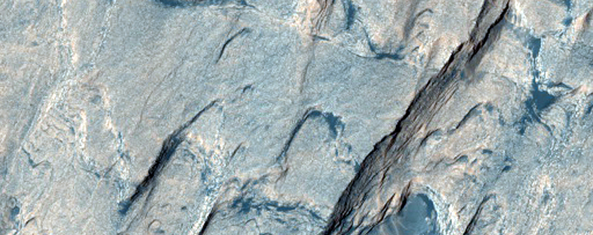 Becquerel Crater Dune Changes