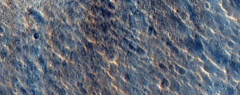 Small Very Rocky Crater in Acidalia Planitia