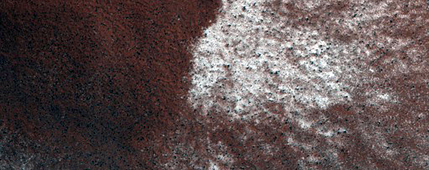 Relatively Fresh Crater on Northern Plains