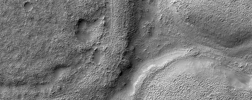 Atypical Dome-Like Structure in Terra Sirenum