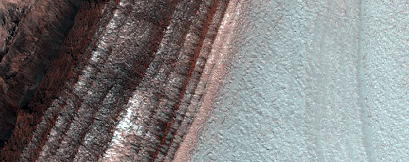 Avalanche Monitoring at Steep Chasma Boreale Headscarp