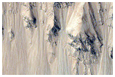 Columnar Jointed Rocks in Crater Wall in Isidis Planitia
