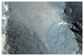 Steep Slopes Near Floor of Central Valles Marineris