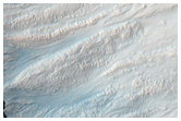 Crater in Terra Sirenum