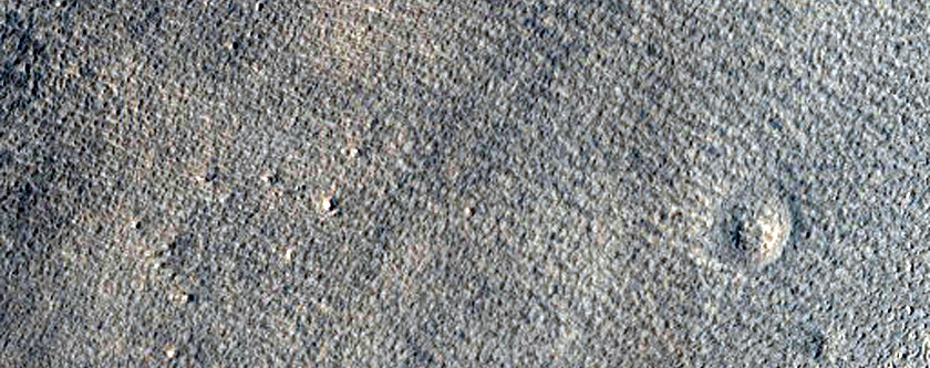 Κορυφογραμμές Ροής δίπλα σε Ύψωμα στα Όρη της Φλέγκρας (Phlegra Montes)