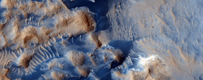 Layered Terrain in Pasteur Crater