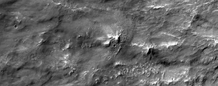 Cratera em Tyrrhena Terra