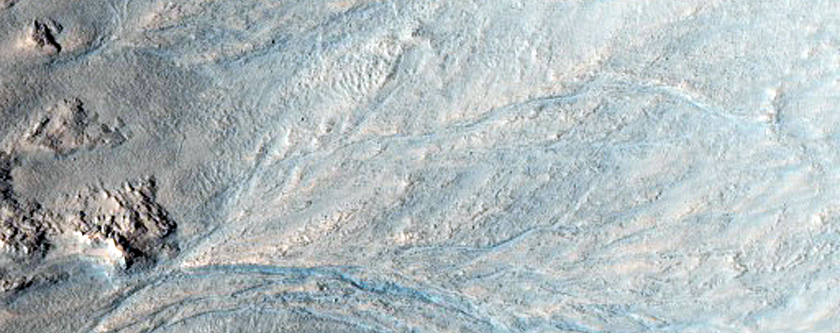 Gullies in Arandas Crater