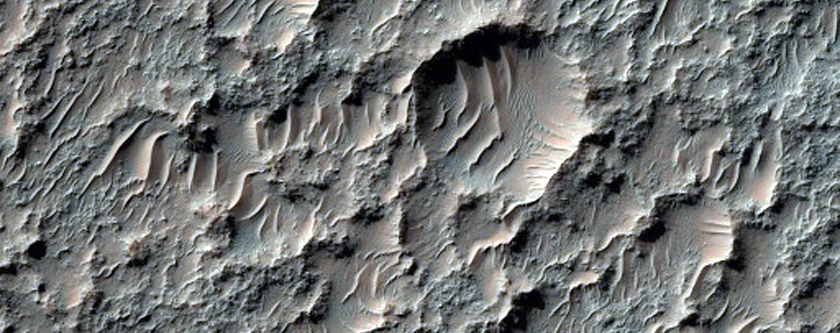 Well-Preserved 4-Kilometer Impact Crater Exposing Bedrock