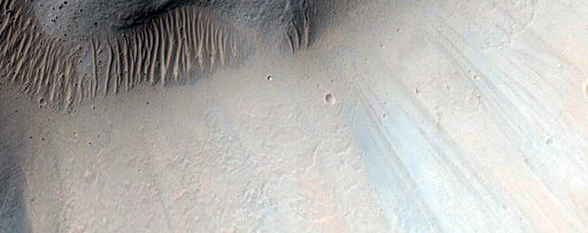 Well-Preserved 3-Kilometer Diameter Impact Crater