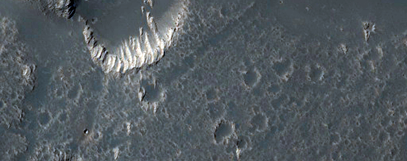Linio de fosaĵoj al la sudo de Arsia Mons
