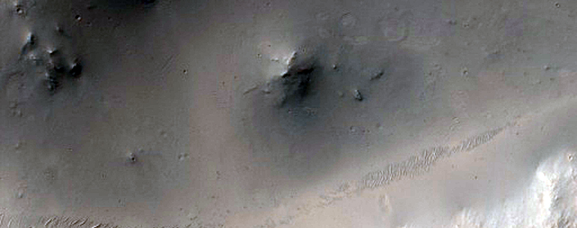 Well-Preserved Rocky 6-Kilometer Impact Crater in North Terra Cimmeria