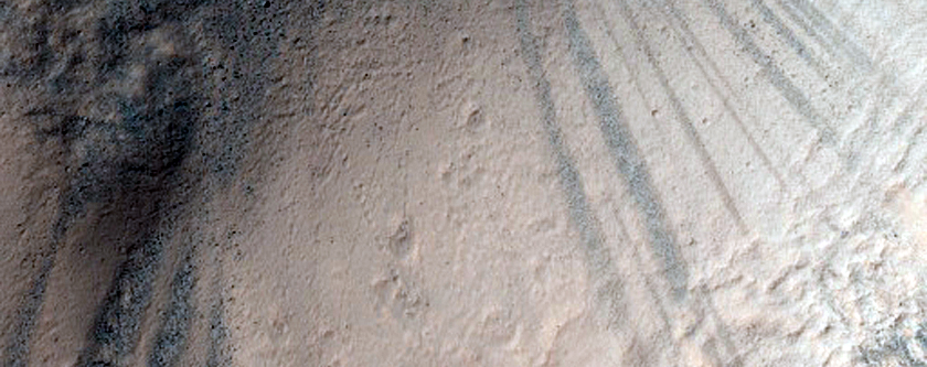 Well-Preserved 3-Kilometer Impact Crater
