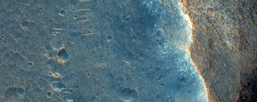 Degraded Crater Rim in Acidalia Planitia