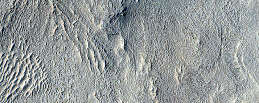 Layers in Crater in Arabia Terra