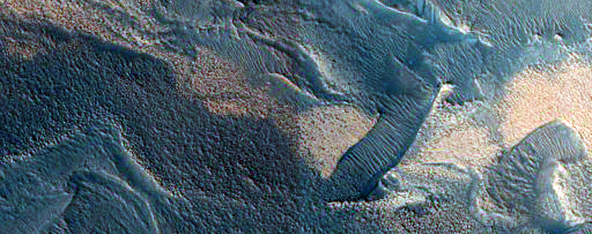 Steep Scarp in Interior of North Polar Deposits