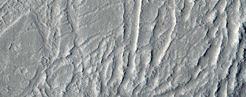 Plattlika formationer i Hrad Vallis