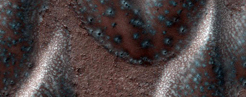 Monitor Frost on Dunes in Viking 573B30 and 573B32