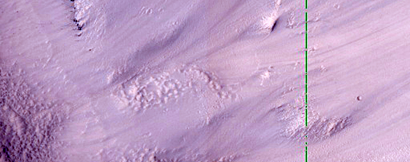Faulting Inside Siloe Patera