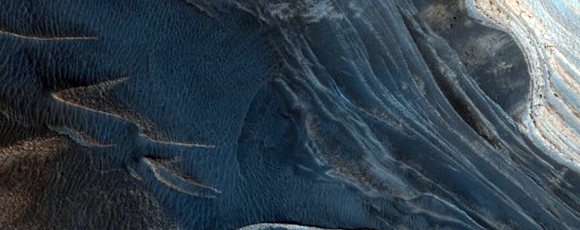 Steep North Polar Peripheral Scarp