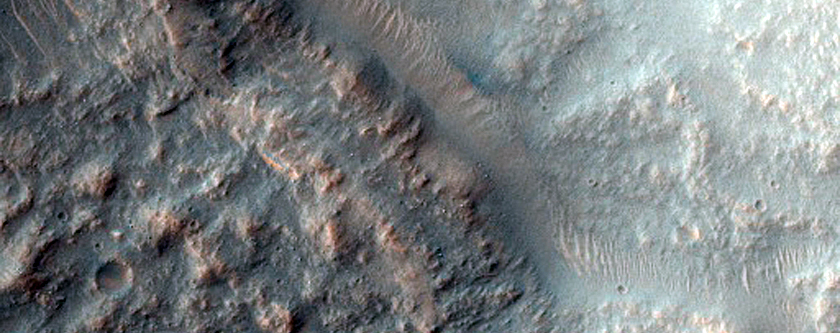 Small Mounds in Hellas Montes Region
