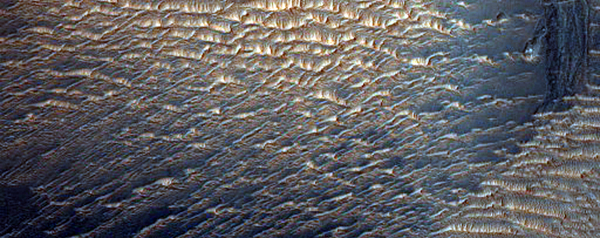 Light-Toned Deposits in Noctis Labyrinthus