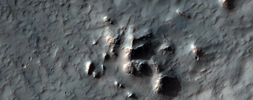 Northwest Hale Crater