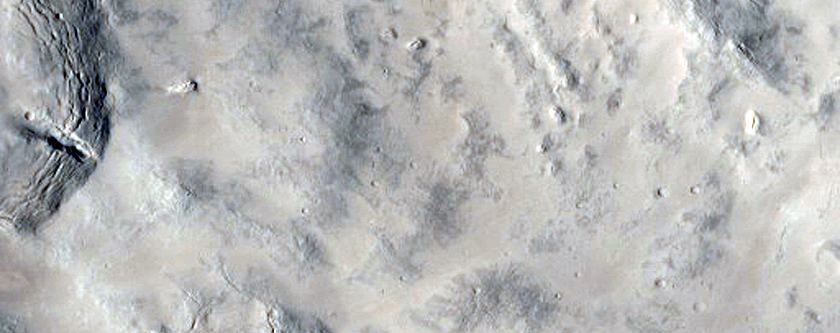 Crater in Isidis Planitia