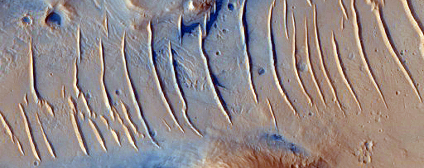 Active Sand Monitoring in Pasteur Crater