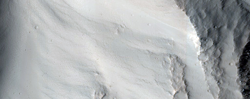 Ius Chasma