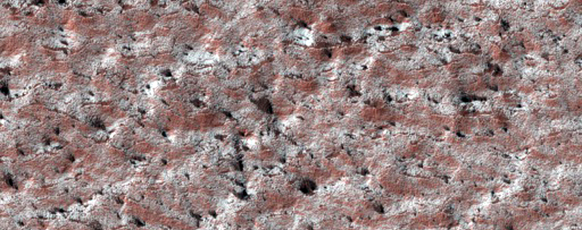 Exposure of Basal Section of Polar Layered Deposits