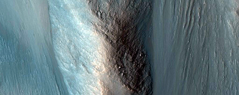 Steep Slopes of Hebes Chasma