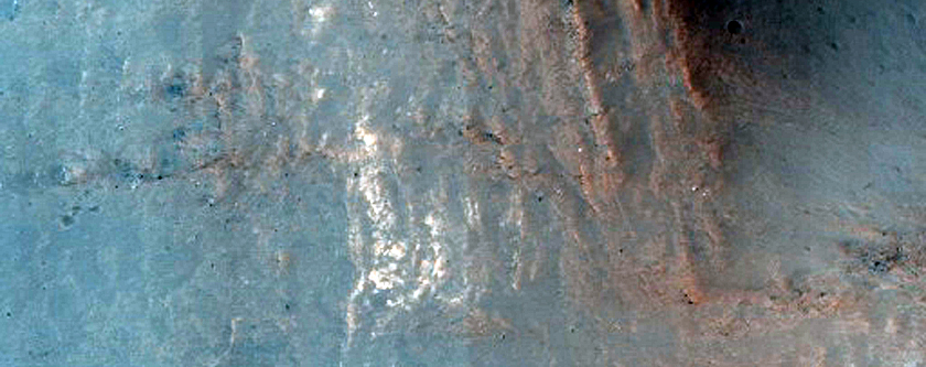 Ridged Features on Floor of Dao Vallis