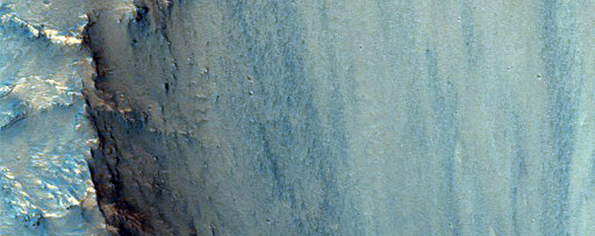 Layers in Wall of Eos Chasma