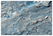 Layers  in  Crommelin Crater