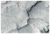 Polygonala sar i Gordii Dorsum-regionen