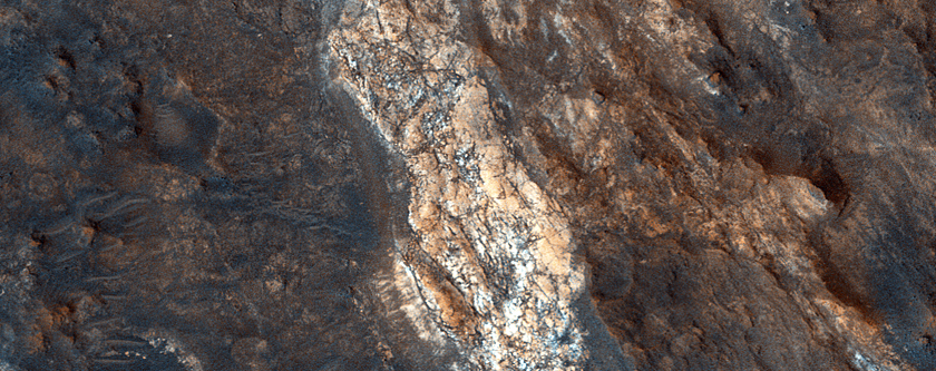 Stor haug og sanddyner i Mawrth Vallis
