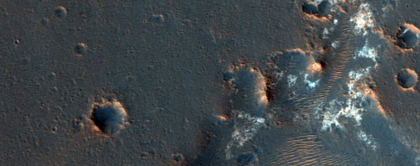 Lys berggrunn i Mawrth Vallis-regionen