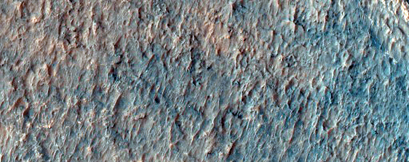 Овраги в южном среднеширотном кратере