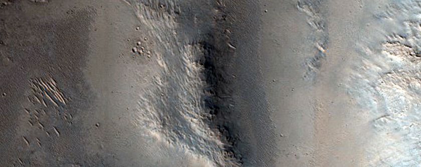 Four Kilometer Crater in Terra Cimmeria