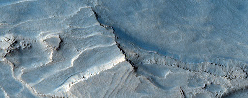 Layers in Galle Crater