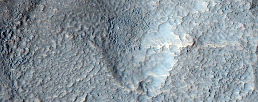 Well-Preserved 4-Kilometer Diameter Impact Crater