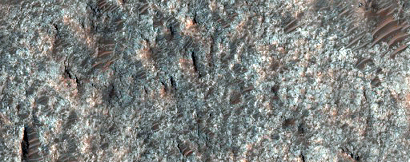 Well-Exposed Bedrock Layering in Terra Sabaea