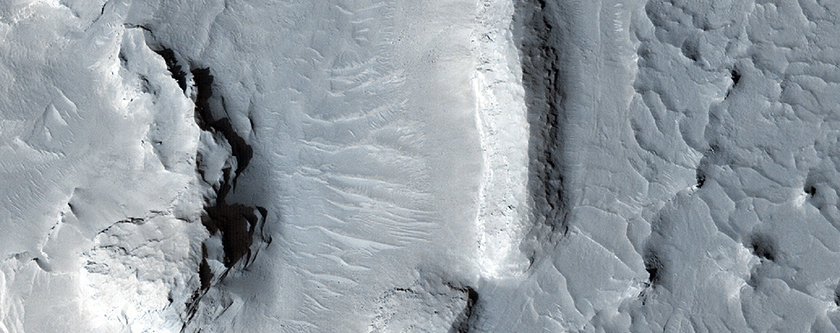 ExoMars Candidate Landing Site Northwest of Crommelin Crater